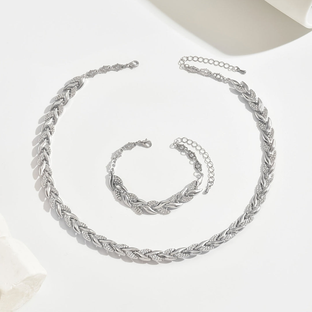 Olivia | Handmade Fishtail Pendant and Bracelet